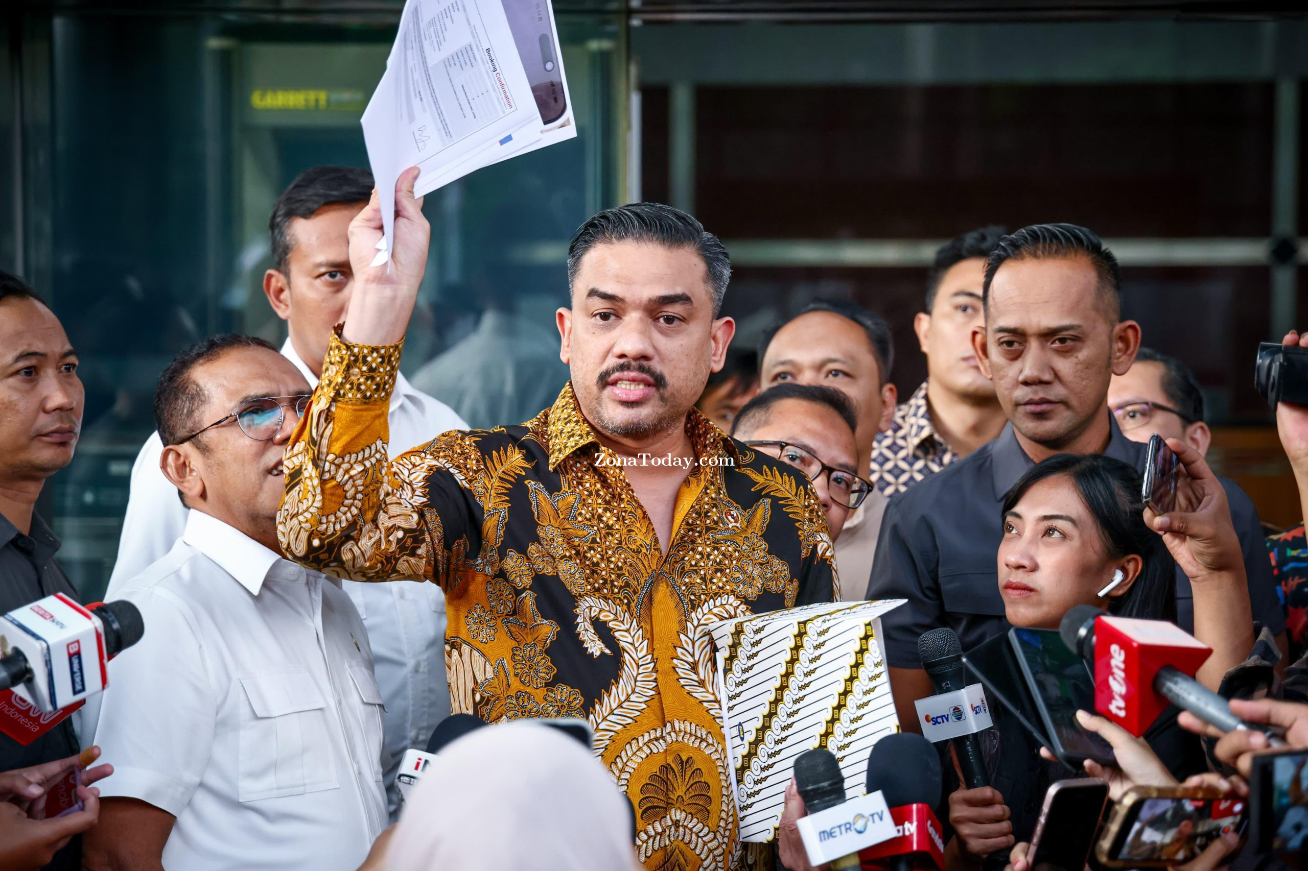KPK Watch Puji Langkah Terbuka Menteri UMKM Terkait Isu Perjalanan Istri ke Luar Negeri
